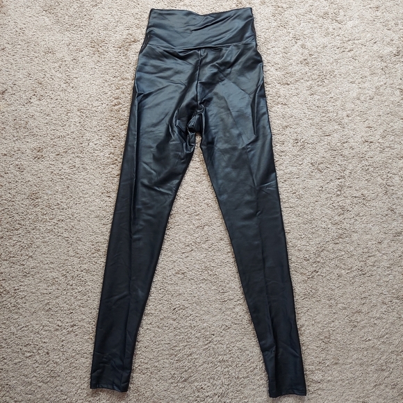 NWT Faux leather high waist tummy control leggings - Picture 7 of 8